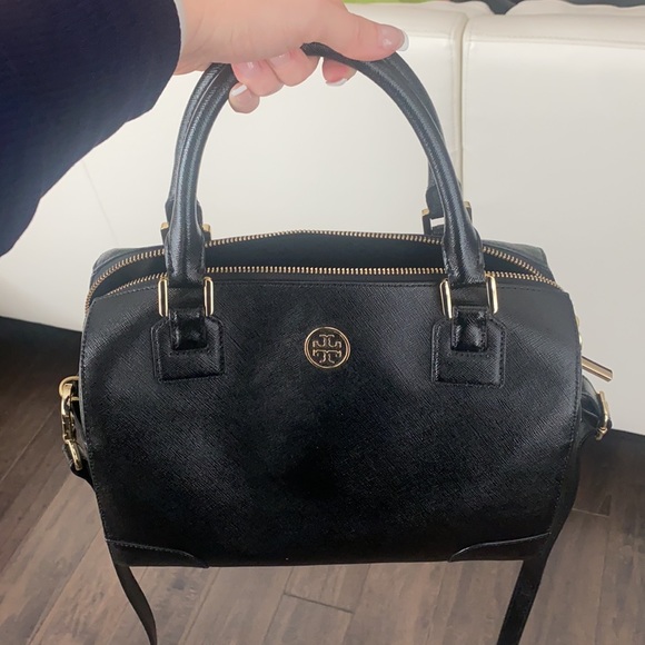 Tory Burch Handbags - Tory Burch Leather Black Barrel Crossbody Handbag